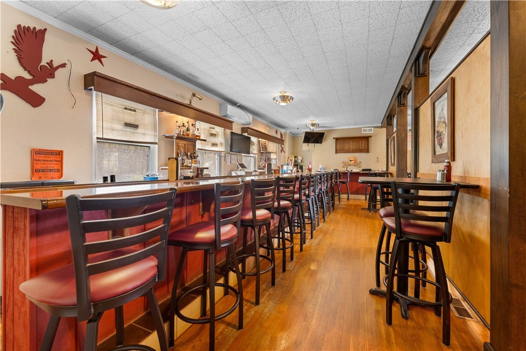 2510 Lincoln Blvd, Elizabeth, PA 15037