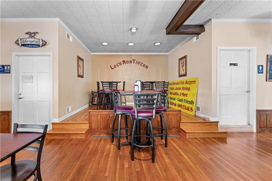 2510 Lincoln Blvd, Elizabeth, PA 15037
