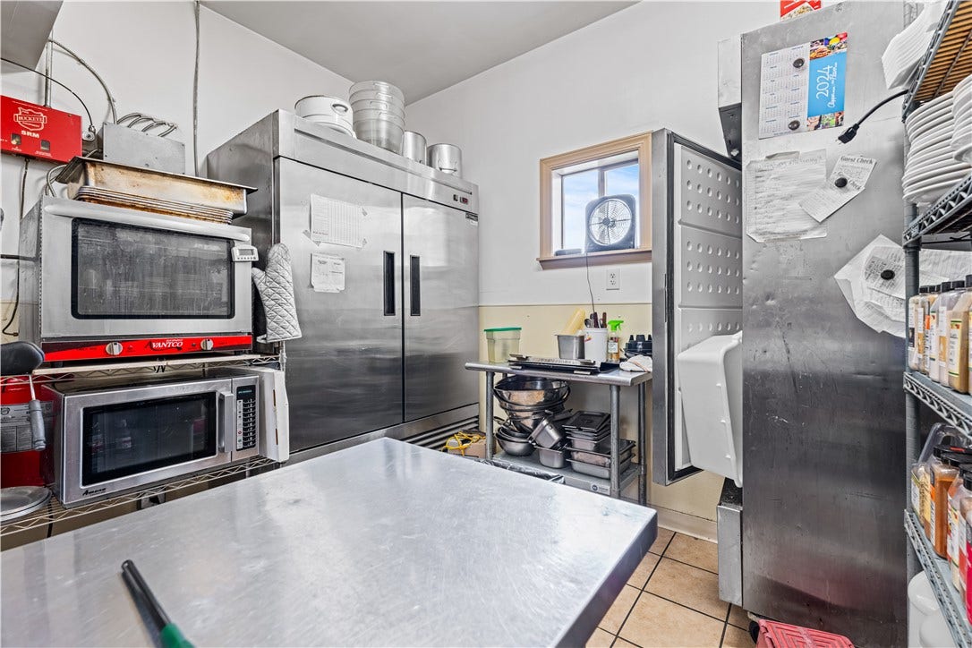 2510 Lincoln Blvd, Elizabeth, PA 15037