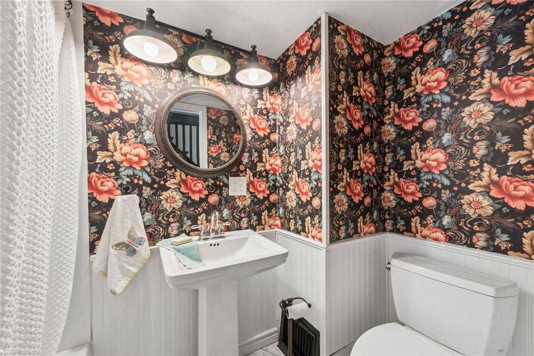 1825 Jefferson St, Greensburg, PA 15601