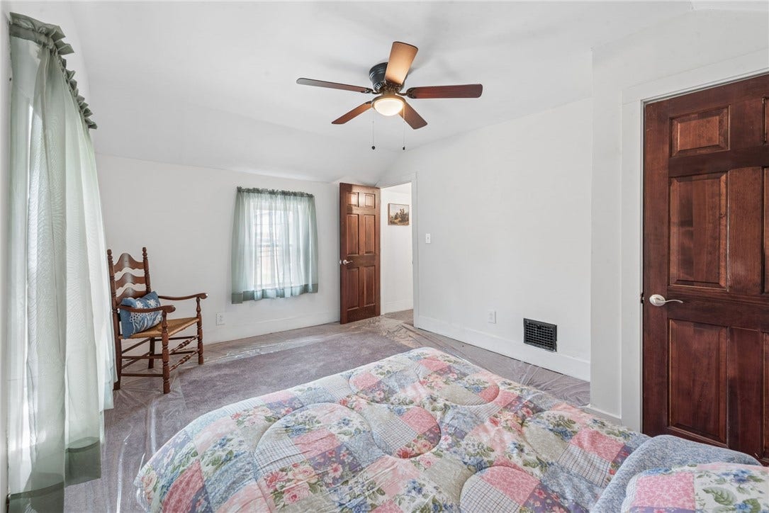 1825 Jefferson St, Greensburg, PA 15601