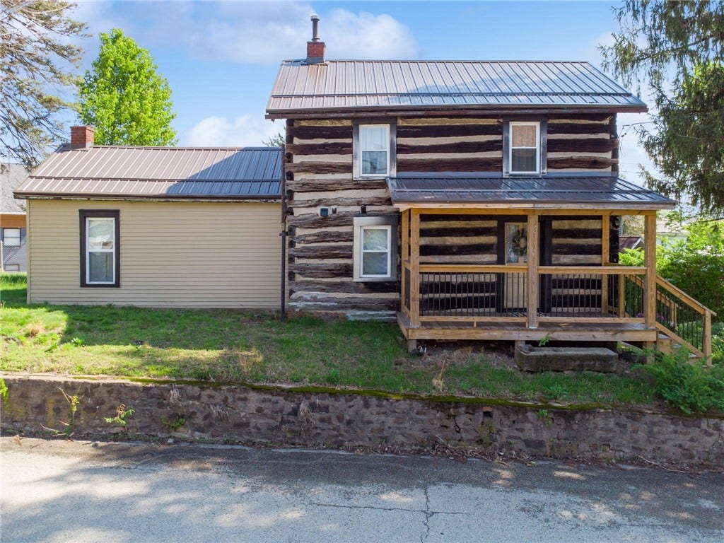 1825 Jefferson St, Greensburg, PA 15601