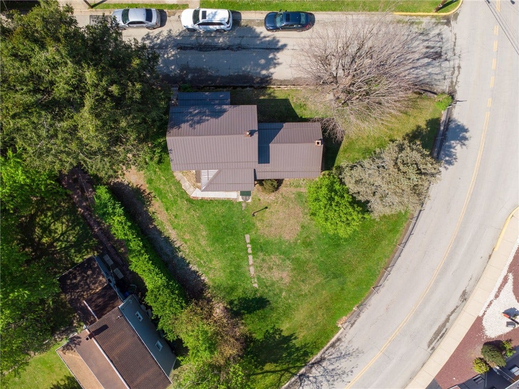 1825 Jefferson St, Greensburg, PA 15601