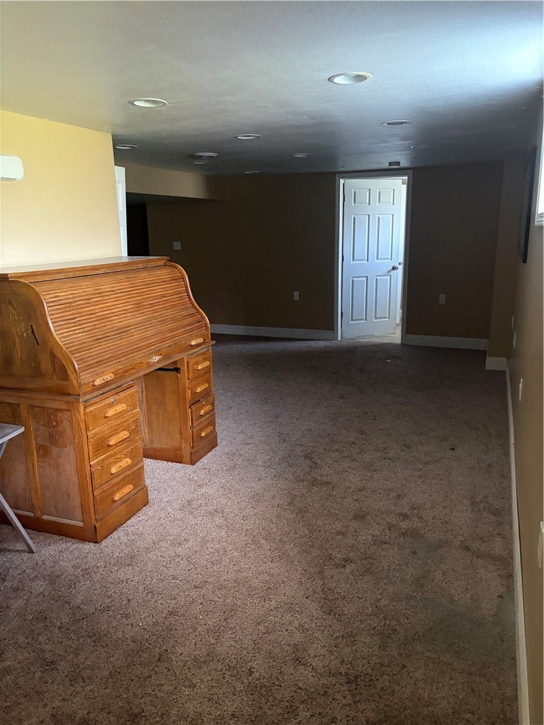 1508 W Green St, Connellsville, PA 15425