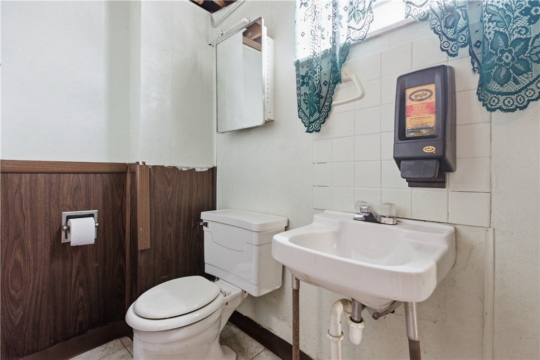 20 Greenwood Rd, Pittsburgh, PA 15221 20 Greenwood Rd, Pittsburgh, PA 15221