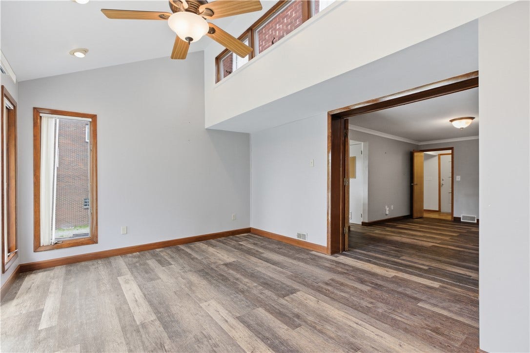 20 Greenwood Rd, Pittsburgh, PA 15221 20 Greenwood Rd, Pittsburgh, PA 15221