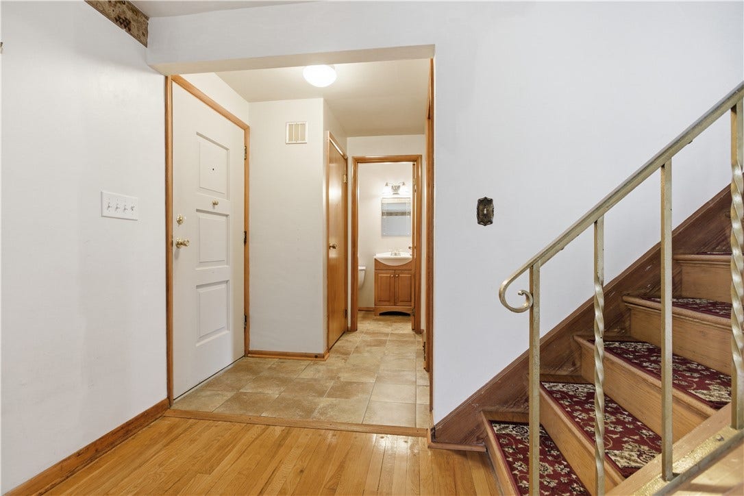 20 Greenwood Rd, Pittsburgh, PA 15221 20 Greenwood Rd, Pittsburgh, PA 15221