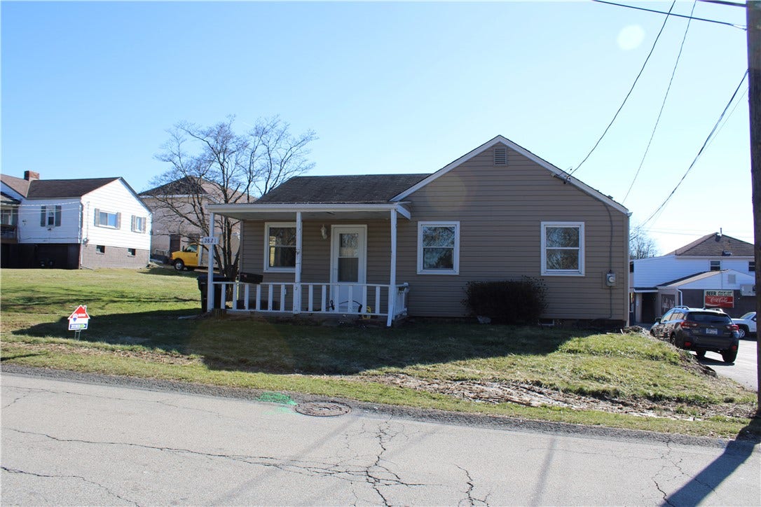 2821 Bertha, Bethel Park, PA 15102