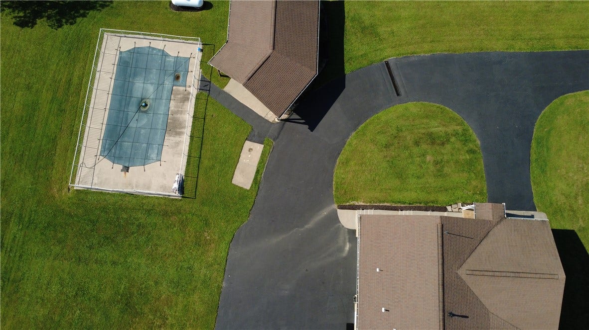 1416 Brinkerton Rd, Greensburg, PA 15601
