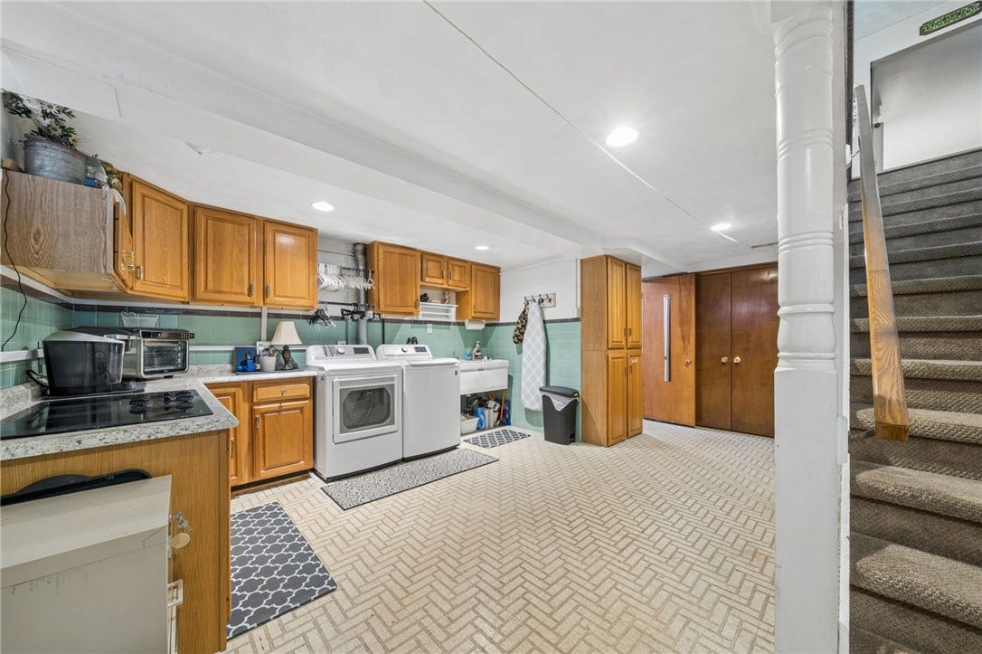 1416 Brinkerton Rd, Greensburg, PA 15601