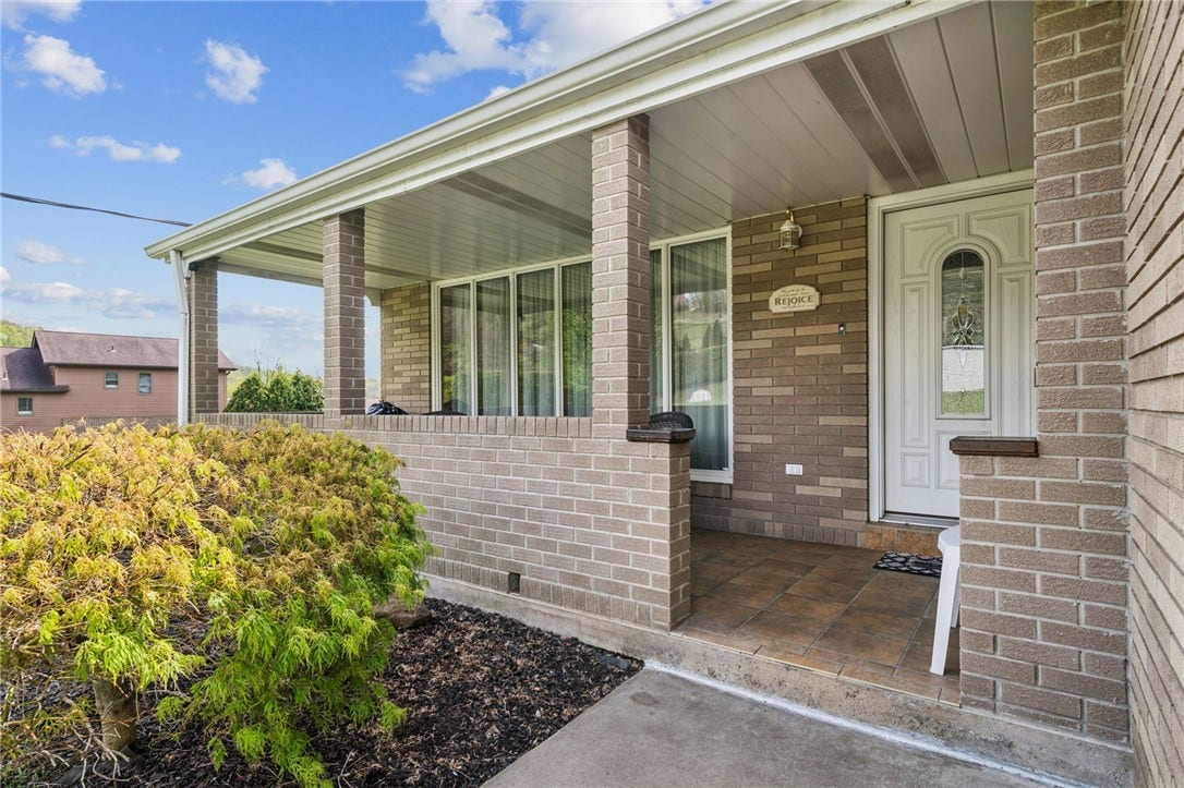 1416 Brinkerton Rd, Greensburg, PA 15601