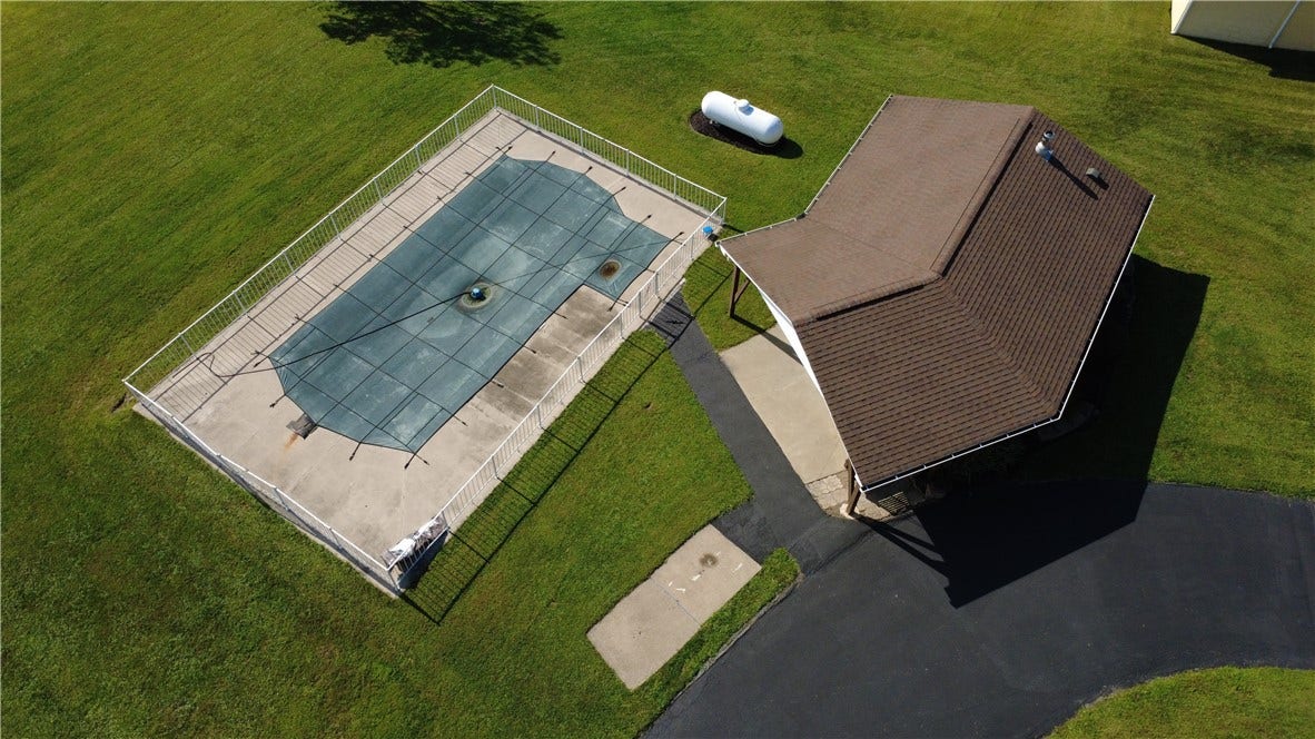 1416 Brinkerton Rd, Greensburg, PA 15601