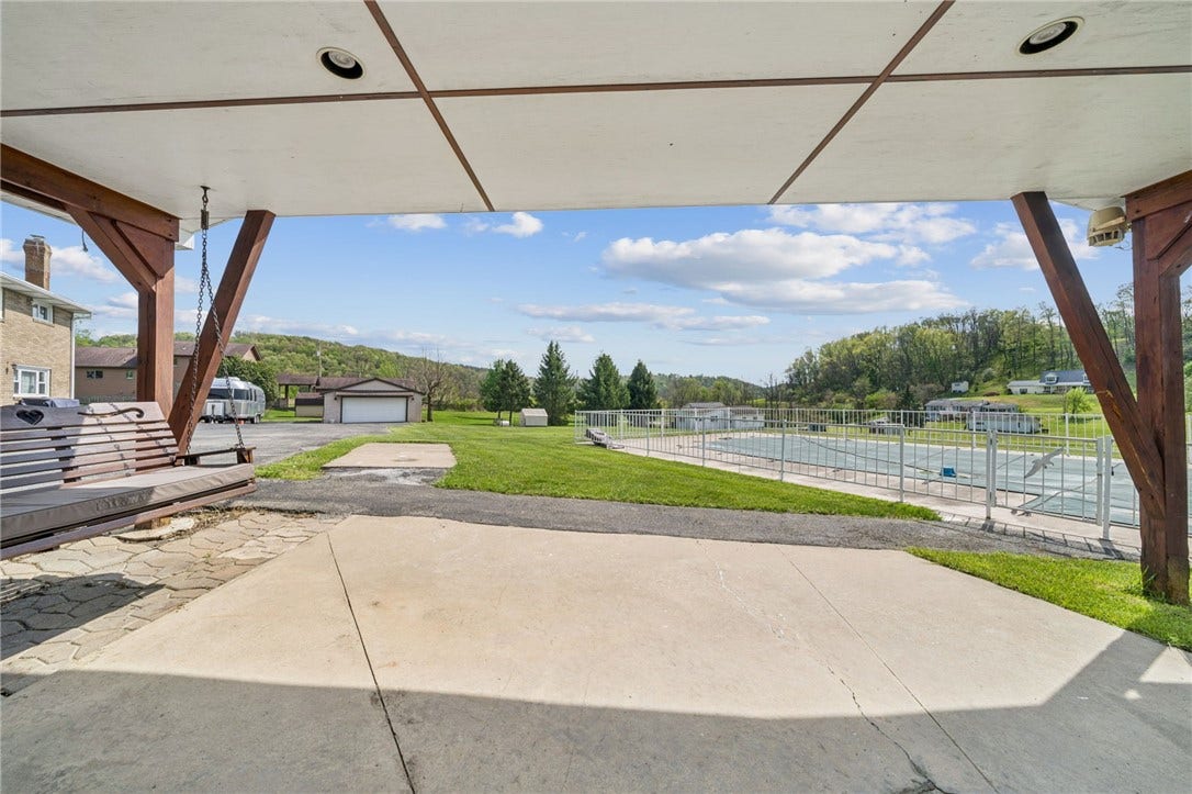 1416 Brinkerton Rd, Greensburg, PA 15601