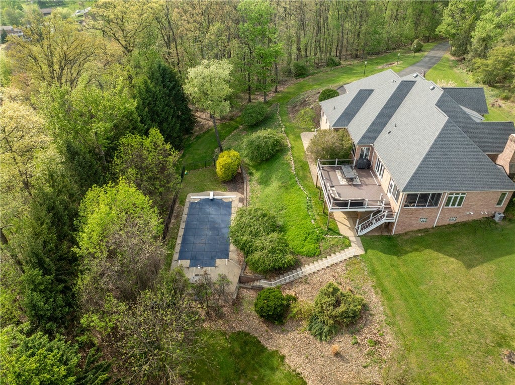 6004 Mason Drive, Greensburg, PA 15601