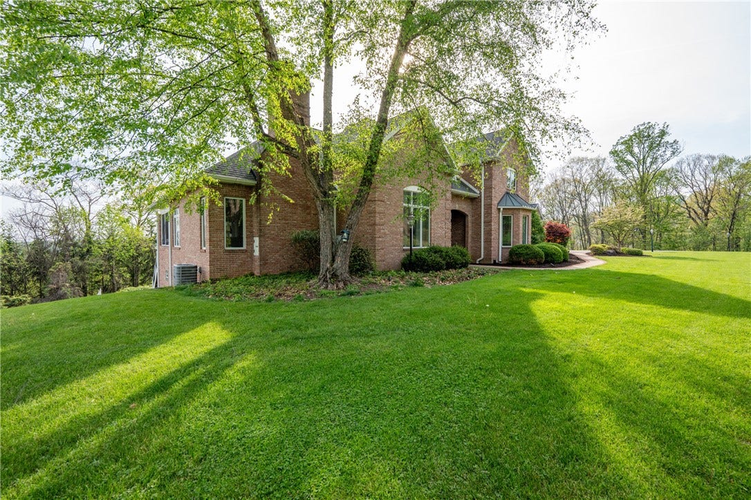 6004 Mason Drive, Greensburg, PA 15601
