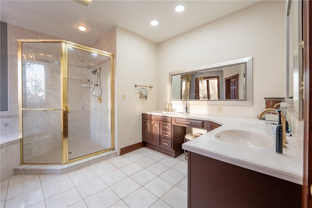 6004 Mason Drive, Greensburg, PA 15601