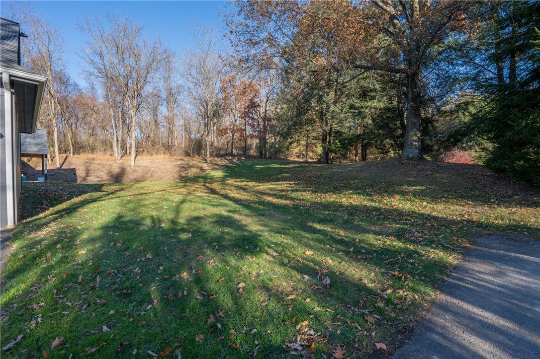 550 Locust Valley Rd, Greensburg, PA 15601