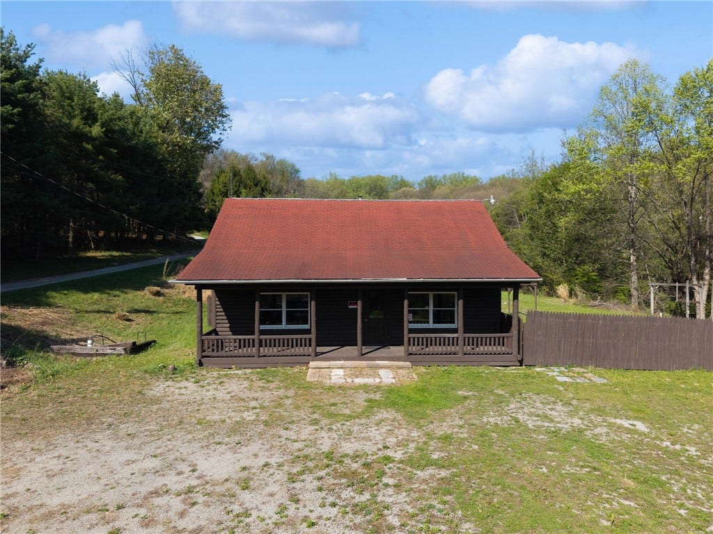 2705 Radebaugh, Jeannette, PA 15644