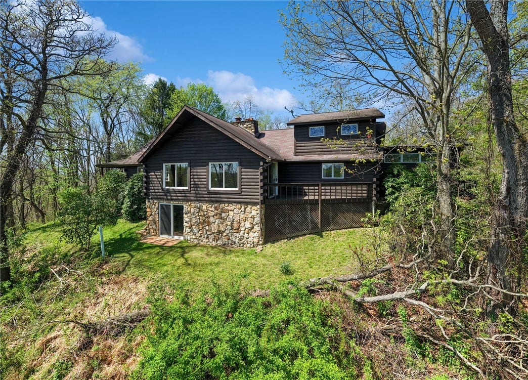 2705 Radebaugh, Jeannette, PA 15644