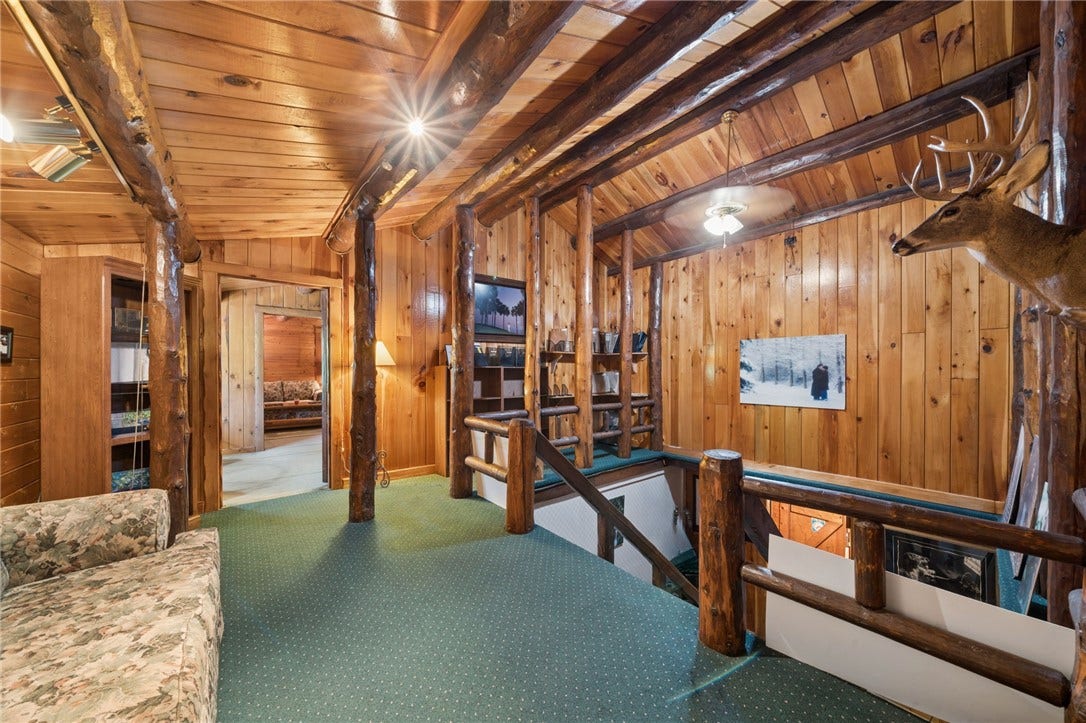 2705 Radebaugh, Jeannette, PA 15644