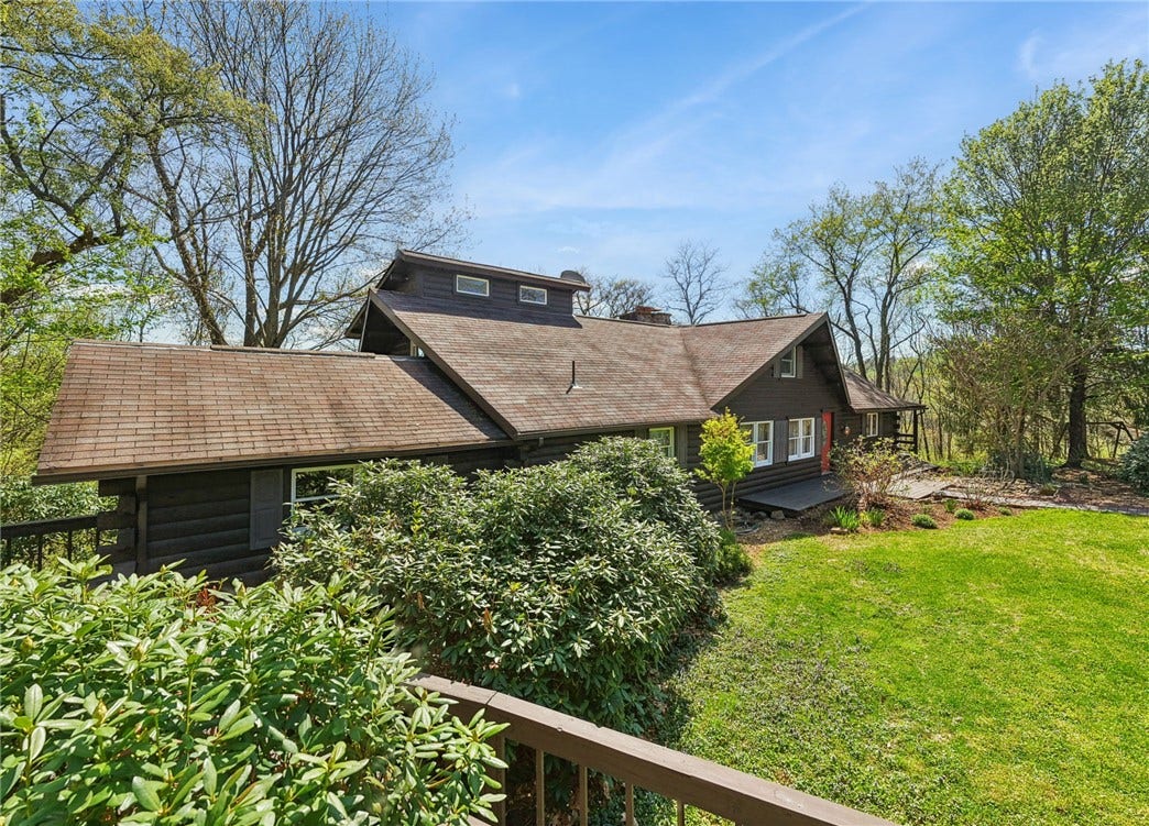 2705 Radebaugh, Jeannette, PA 15644
