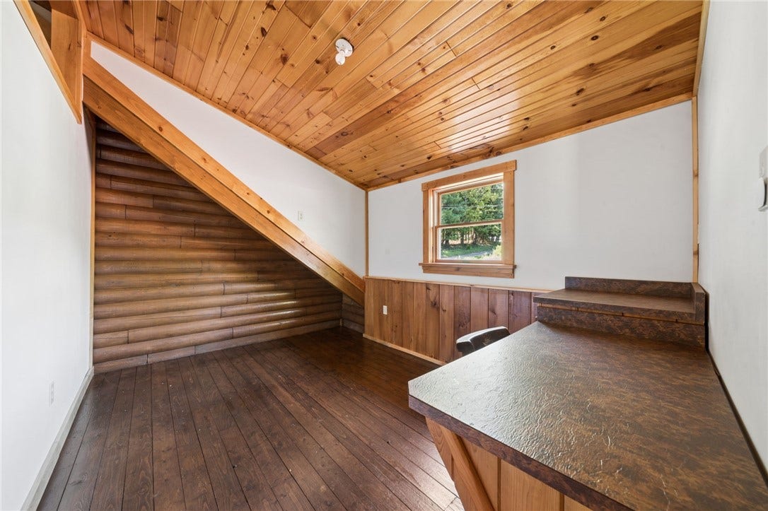 Upstairs of store/bedroom 12x9