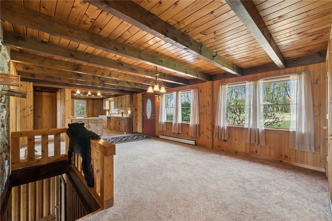 2705 Radebaugh, Jeannette, PA 15644