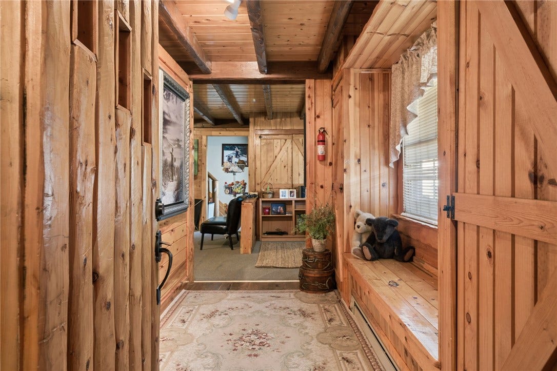 2705 Radebaugh, Jeannette, PA 15644
