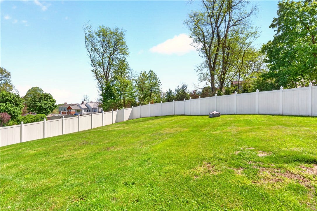 32 Northmont St, Greensburg, PA 15601