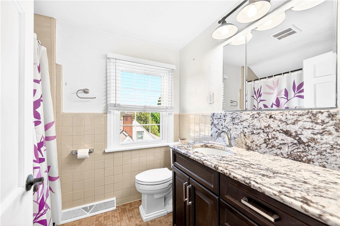 32 Northmont St, Greensburg, PA 15601