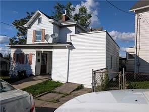 585 Fayette, Washington, PA 15301