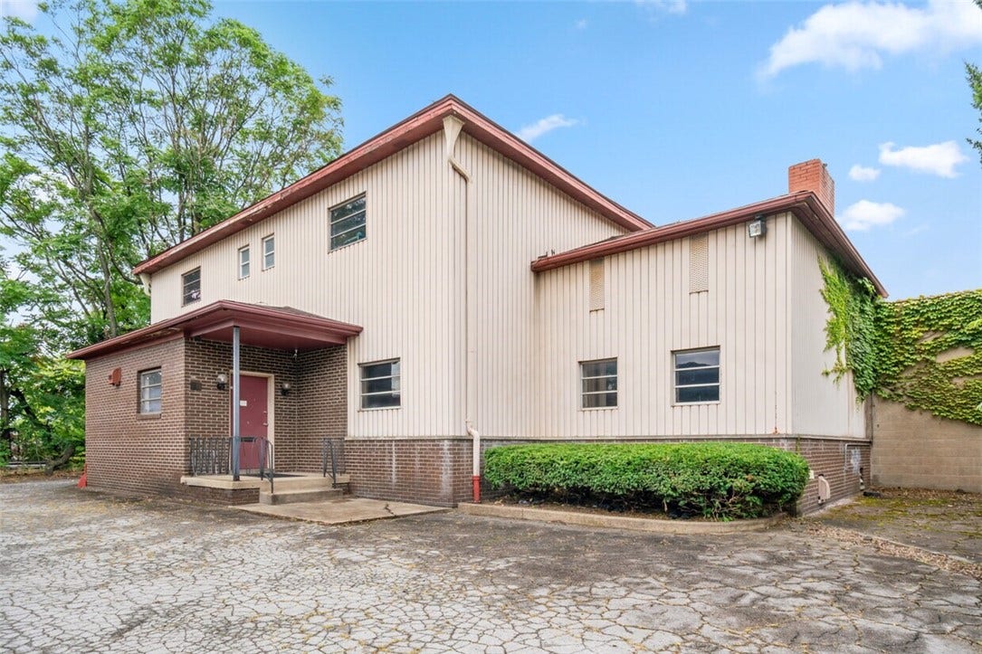 4745 Modoc, Lawrenceville, PA 15201 4745 Modoc, Lawrenceville, PA 15201