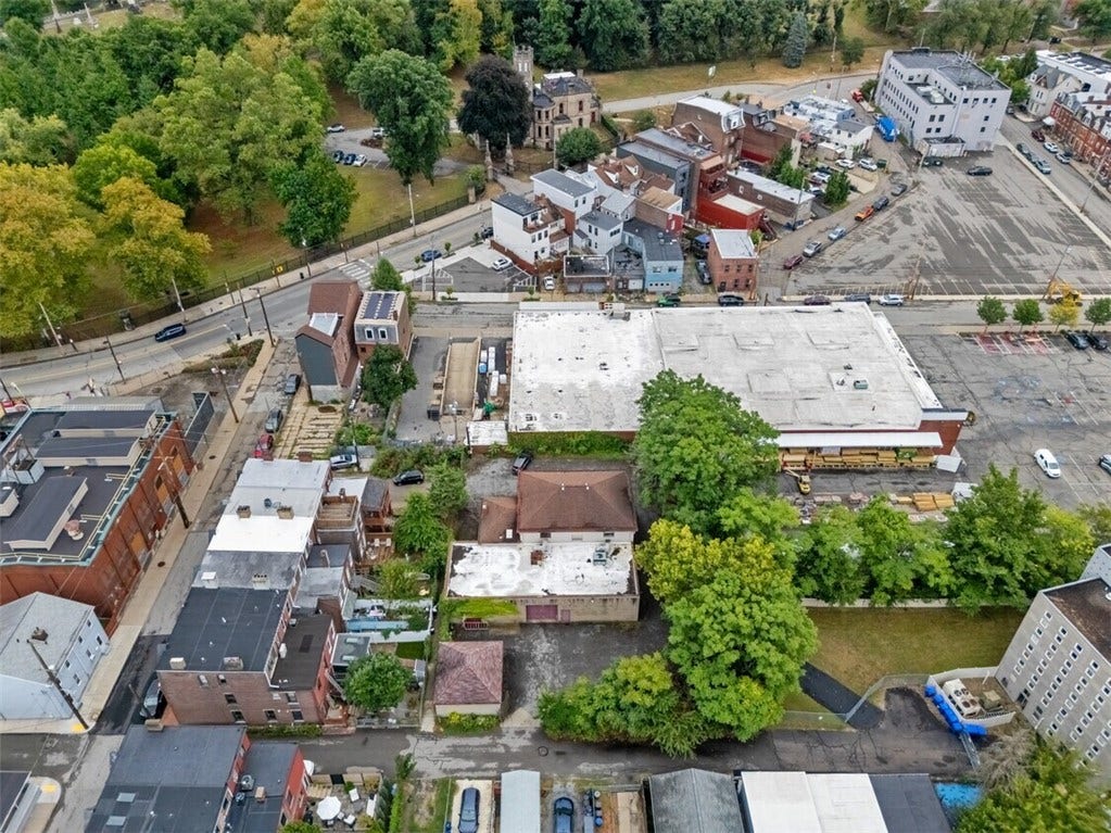4745 Modoc, Lawrenceville, PA 15201 4745 Modoc, Lawrenceville, PA 15201