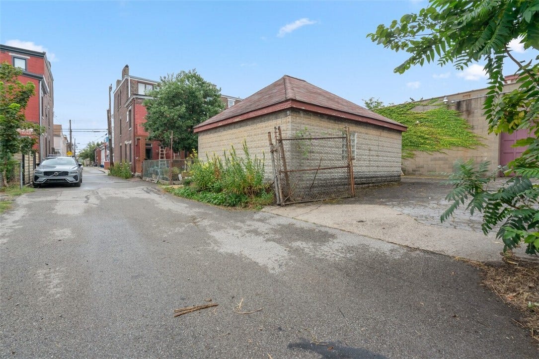 4745 Modoc, Lawrenceville, PA 15201 4745 Modoc, Lawrenceville, PA 15201