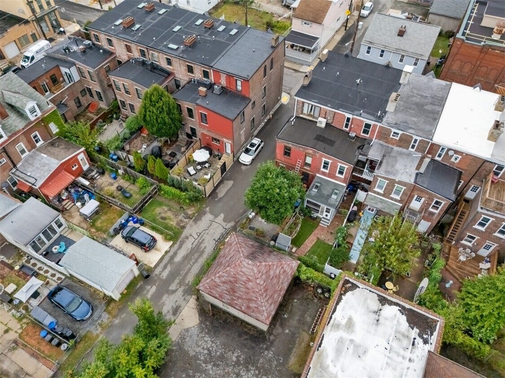 4745 Modoc, Lawrenceville, PA 15201 4745 Modoc, Lawrenceville, PA 15201