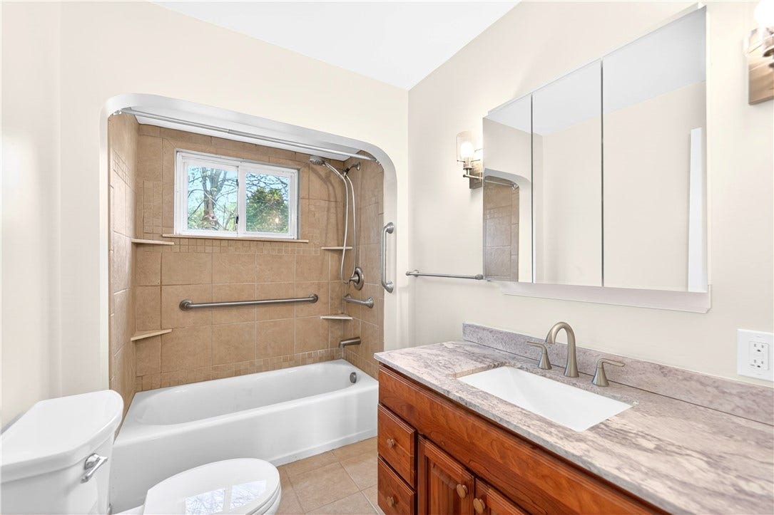 Main floor bath