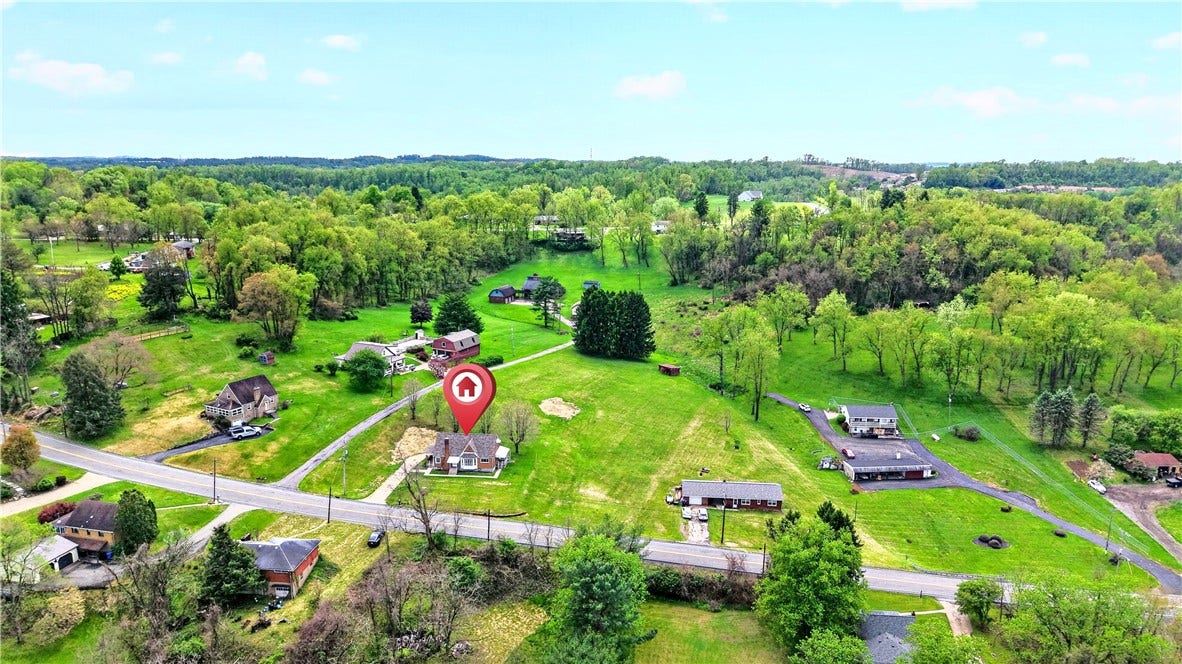 692 Simpson Howell Road, Elizabeth, PA 15037