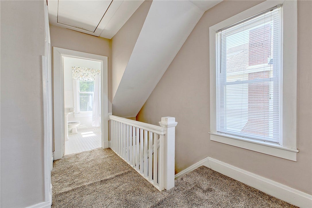 250 Southwest, Greensburg, PA 15601