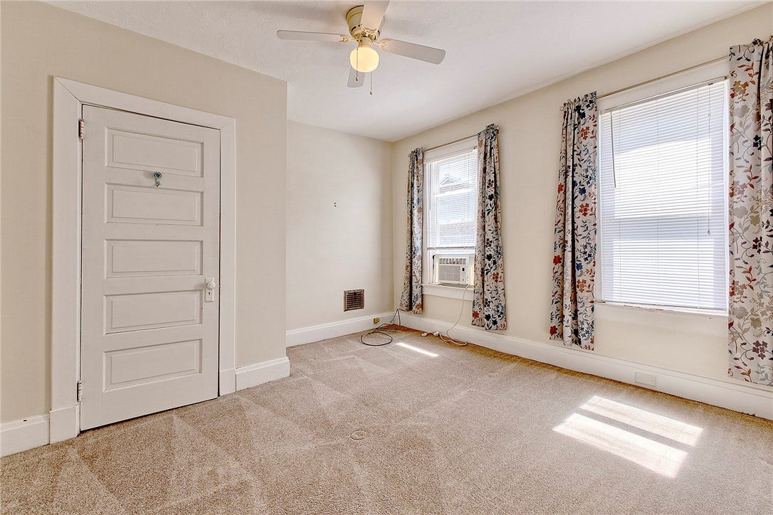 250 Southwest, Greensburg, PA 15601