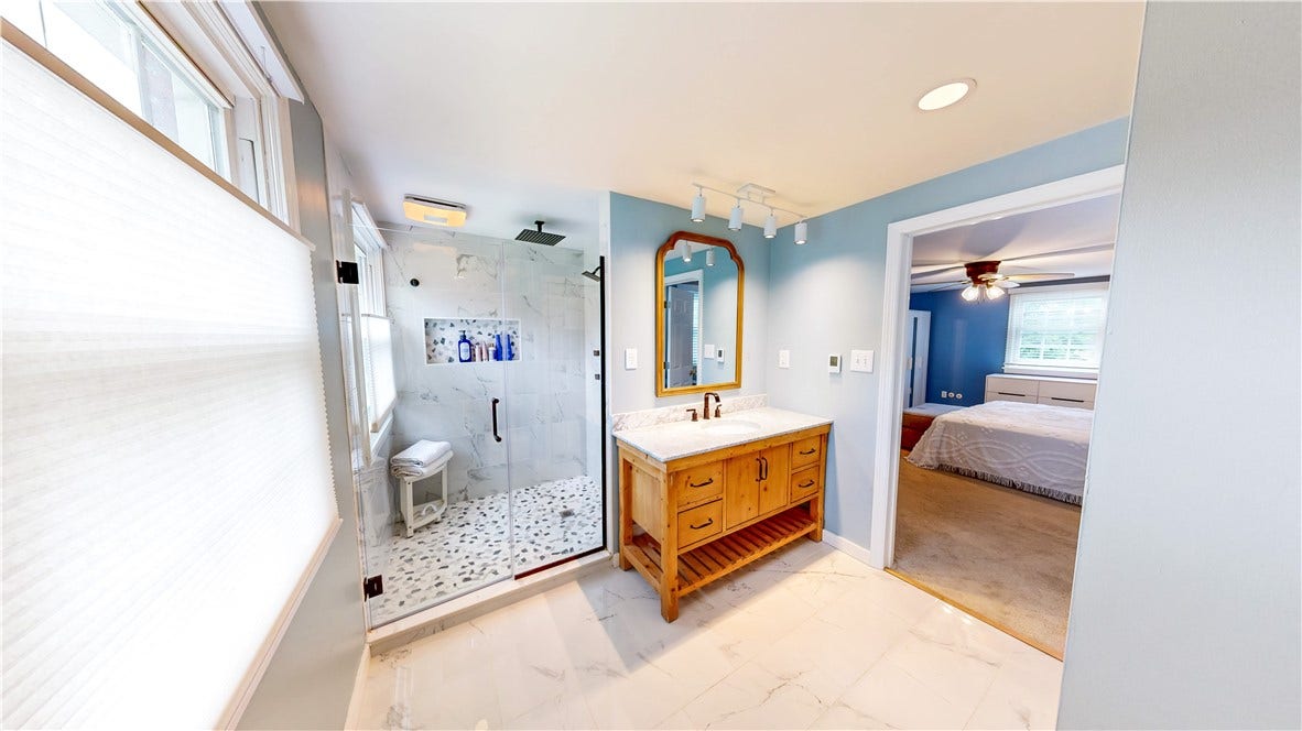 1388 Falla Dr, Bethel Park, PA 15102
