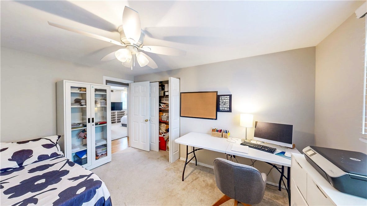 1388 Falla Dr, Bethel Park, PA 15102