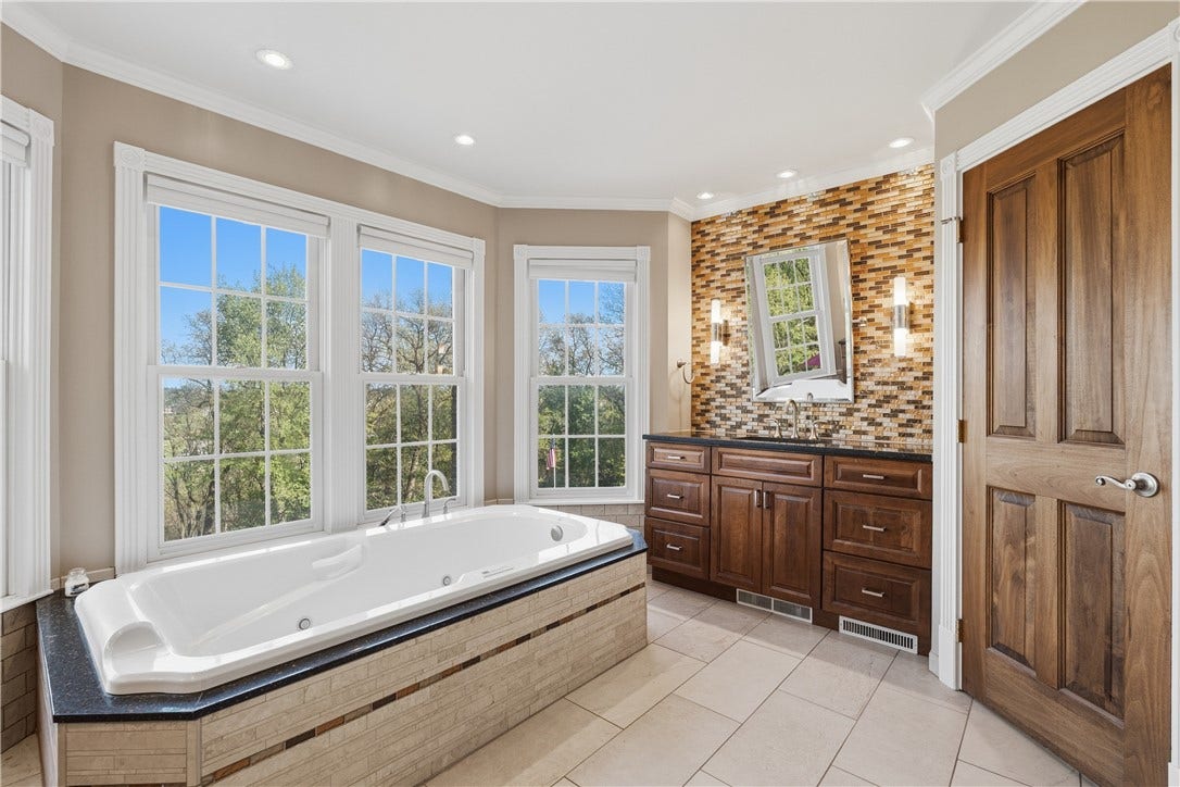 5005 Old Orchard Lane, Gibsonia, PA 15044