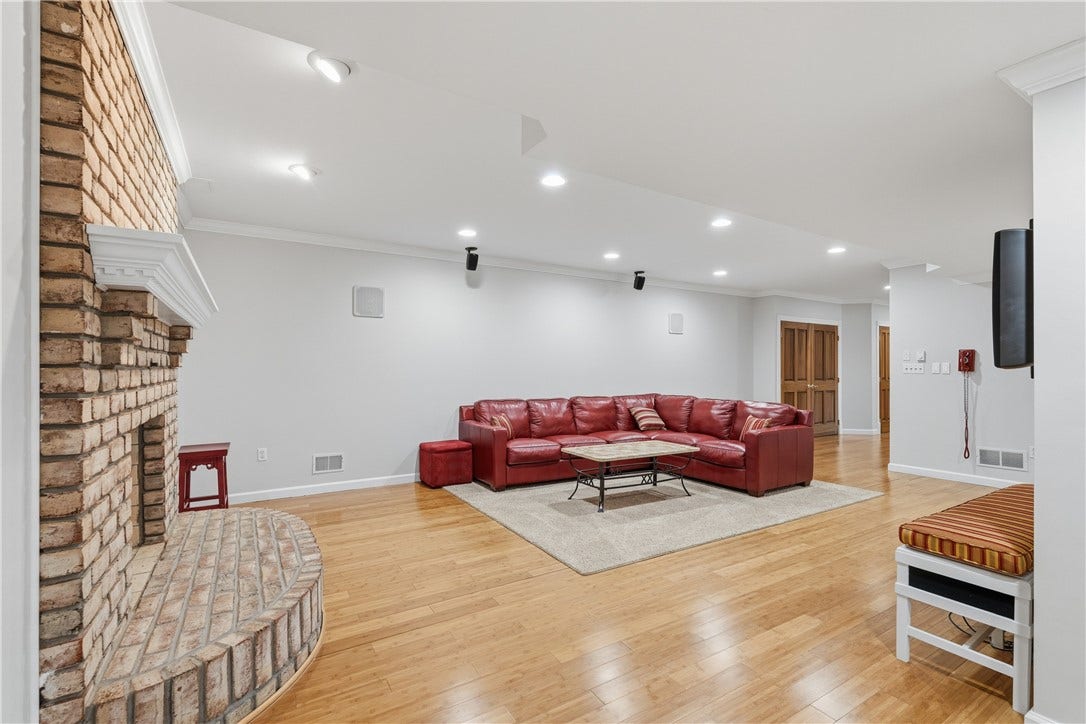 5005 Old Orchard Lane, Gibsonia, PA 15044