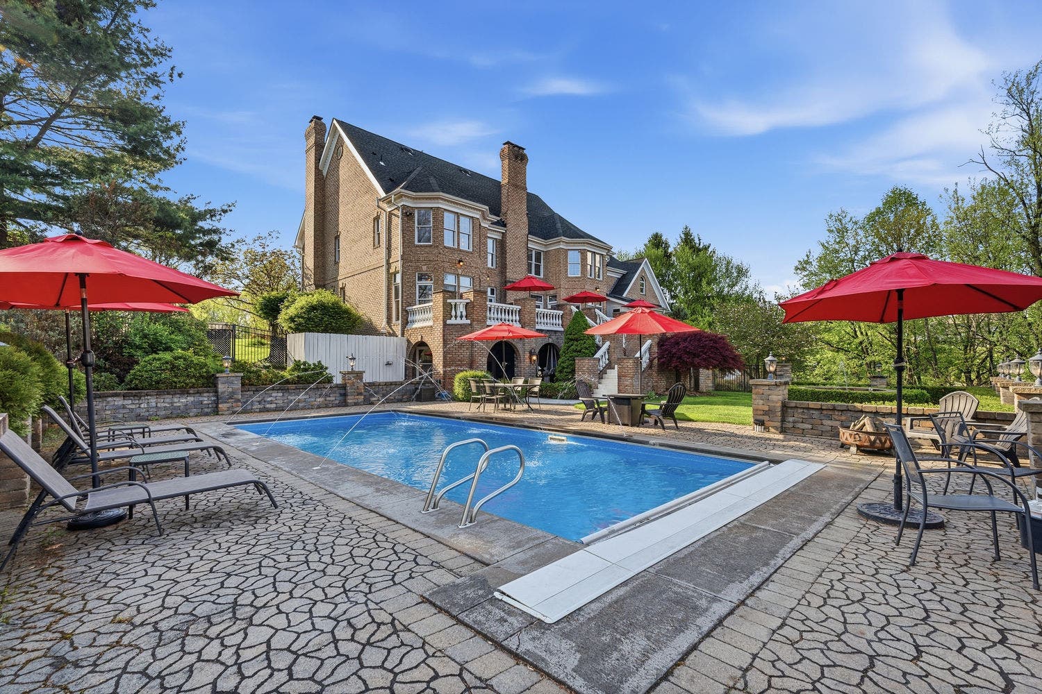 5005 Old Orchard Lane, Gibsonia, PA 15044