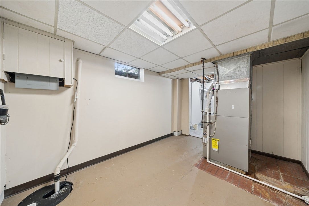 1742 Theatre Street, Latrobe, PA 15650