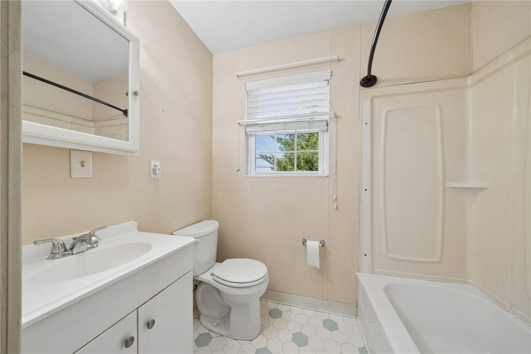 1742 Theatre Street, Latrobe, PA 15650