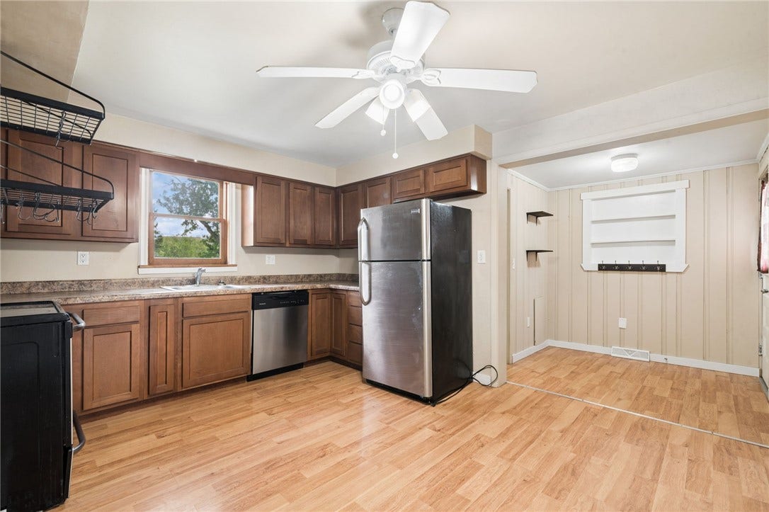 680 Main Street, Irwin, PA 15642