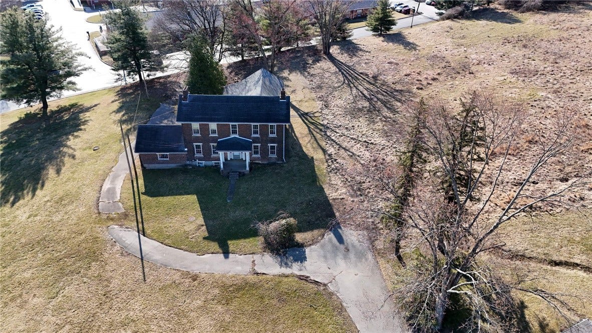 4618 State Route 136, Greensburg, PA 15601