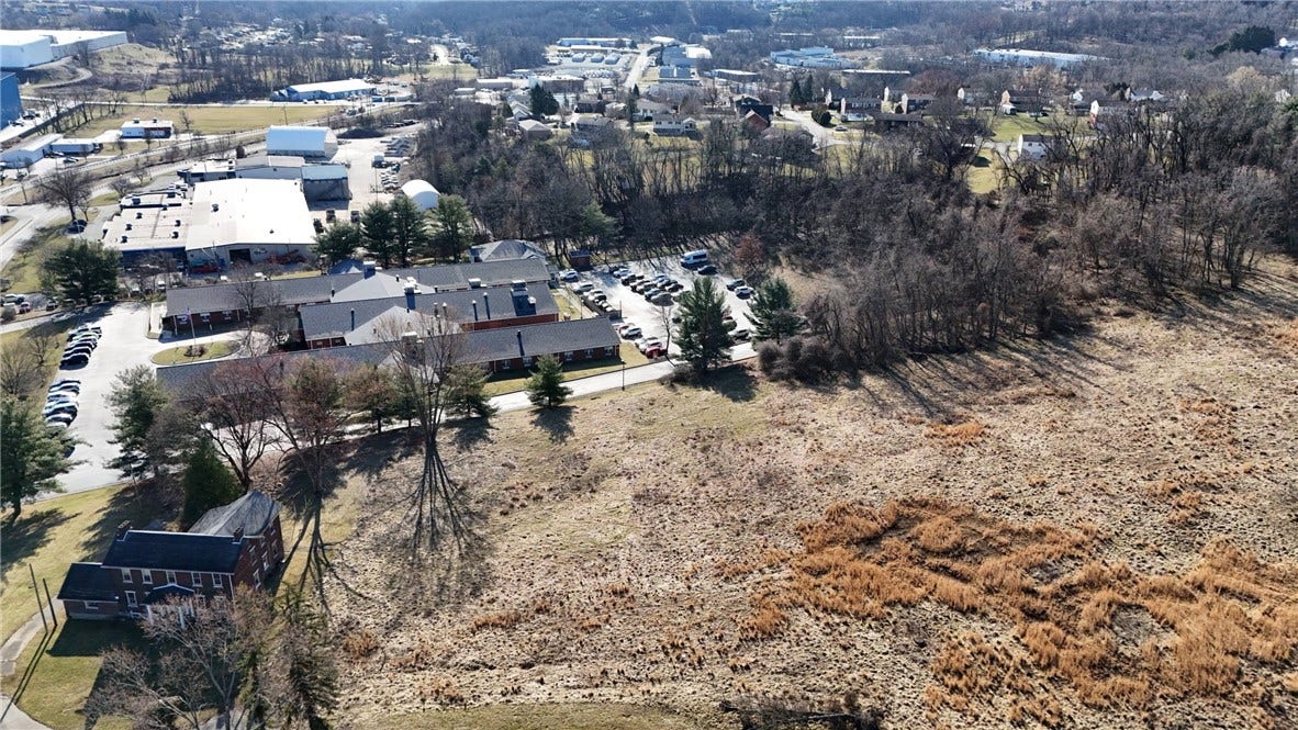 4618 State Route 136, Greensburg, PA 15601