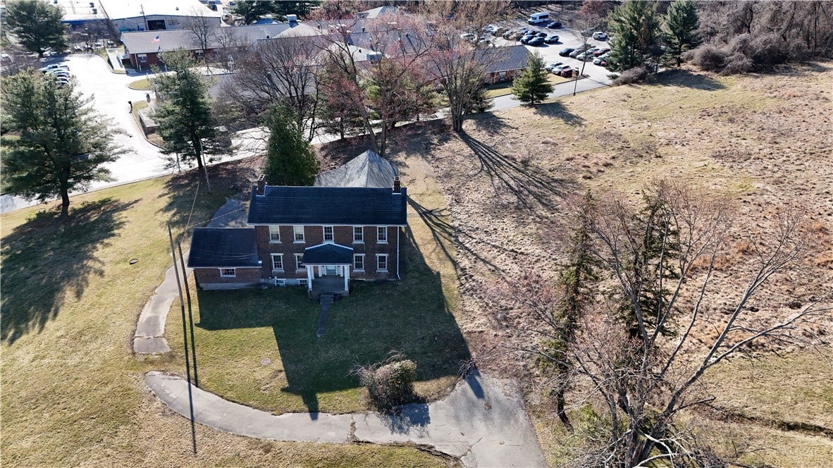 4618 State Route 136, Greensburg, PA 15601